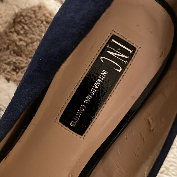 Inc international Concept Inc
Women’s Zitah Pointed Toe Pumps - Picture 7 of 9